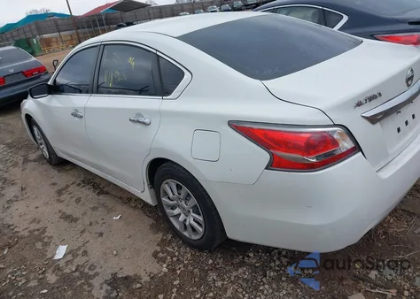 2015 Nissan Altima 2.5/2.5 S/2.5 Sl/2.5 Sv из США, поврежденный, VIN 1N4AL3AP1FN399656